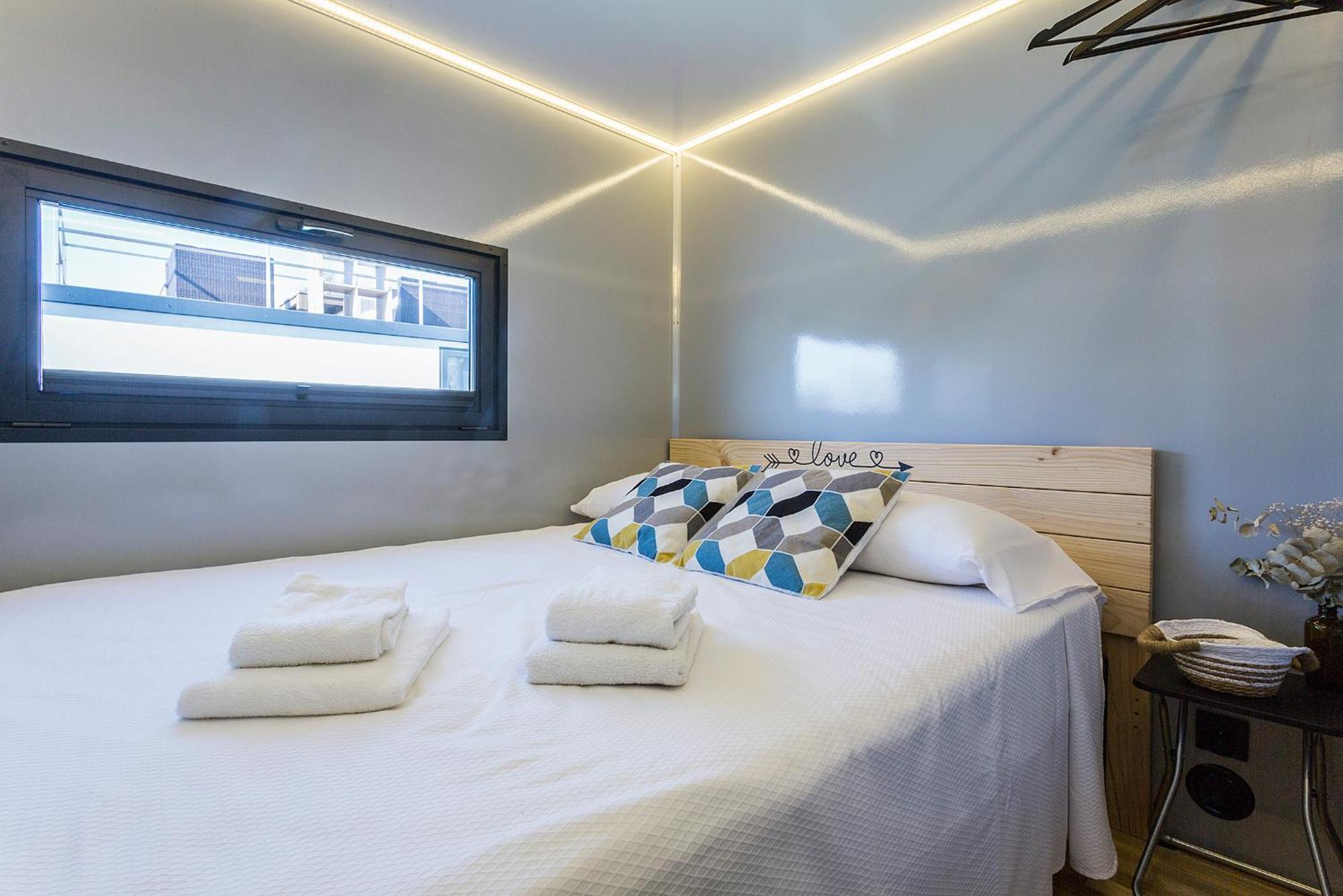 Azvalia Luxury Casa Barco New York And Texas-Unique Houseboat Experience Hotel El Puerto de Santa Maria Bagian luar foto